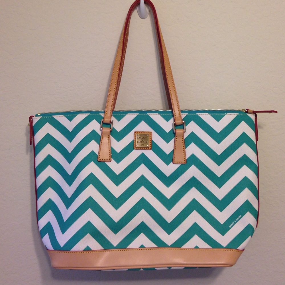 AUTHENTIC Dooney & Bourke chevron tote